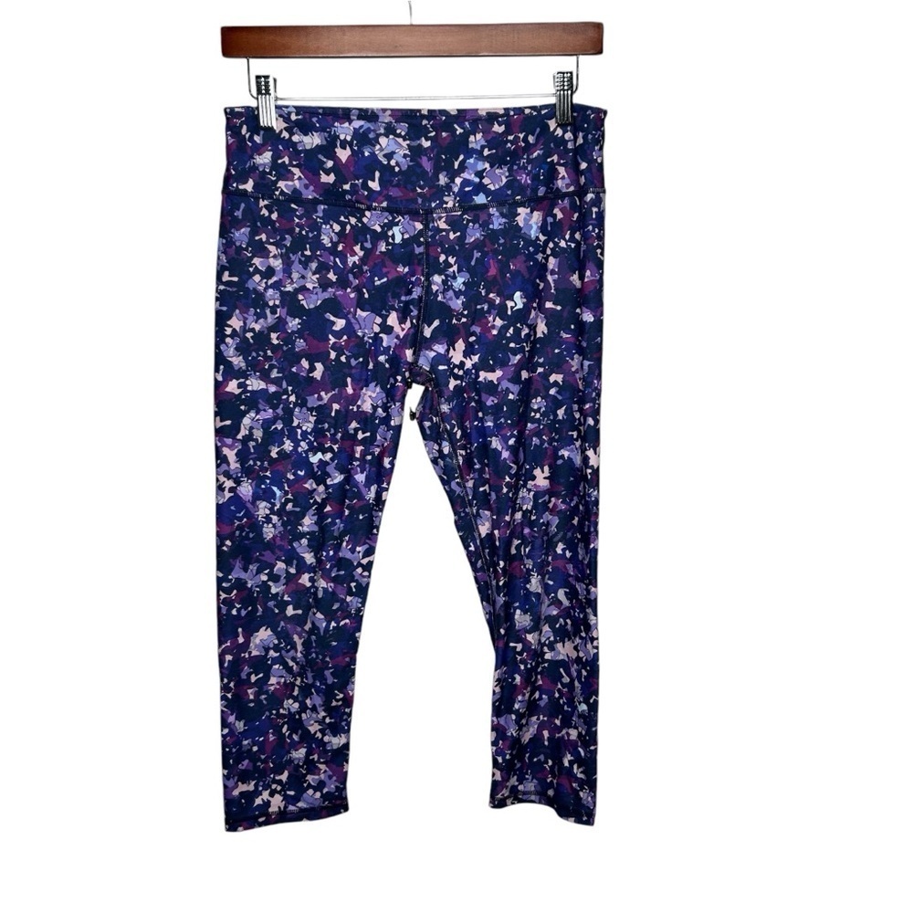 Fabletics Salar Capri Leggings A Cut Above The Rest Size Medium Purple
